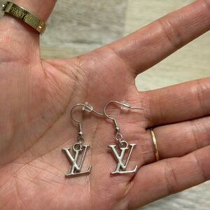 LV silver Earrings